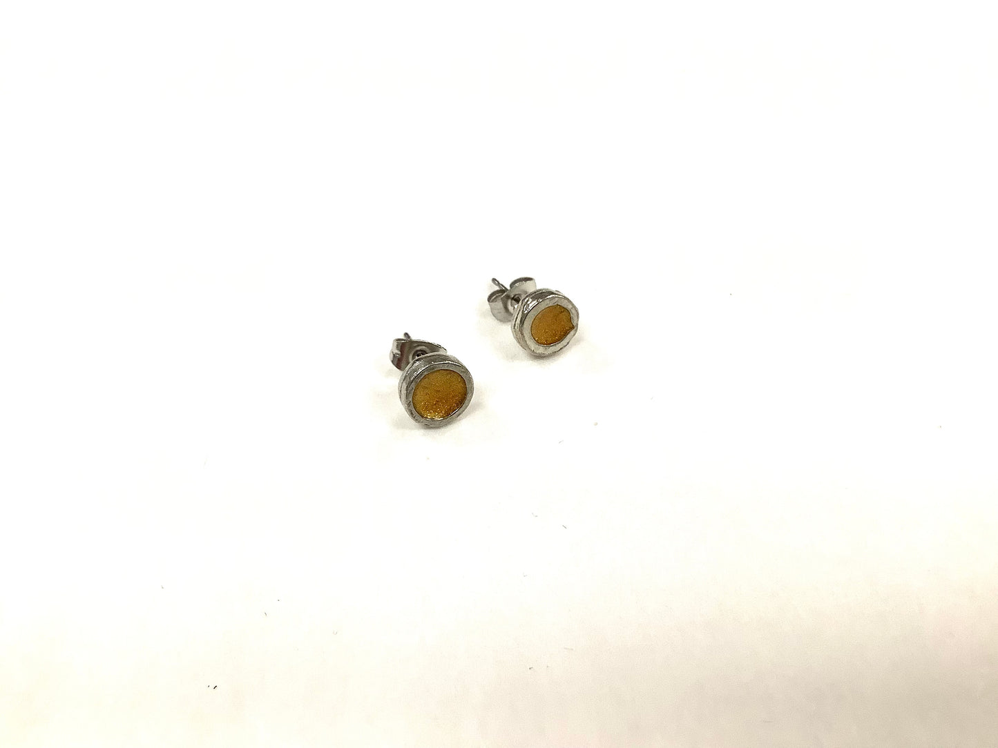 Boucles à l'oreille Ronde 7mm Naturel - (Plusieurs couleurs)