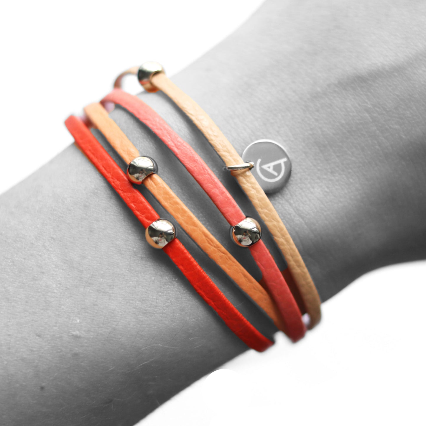 Bracelet Multi-billes ( 19 variantes de couleurs )