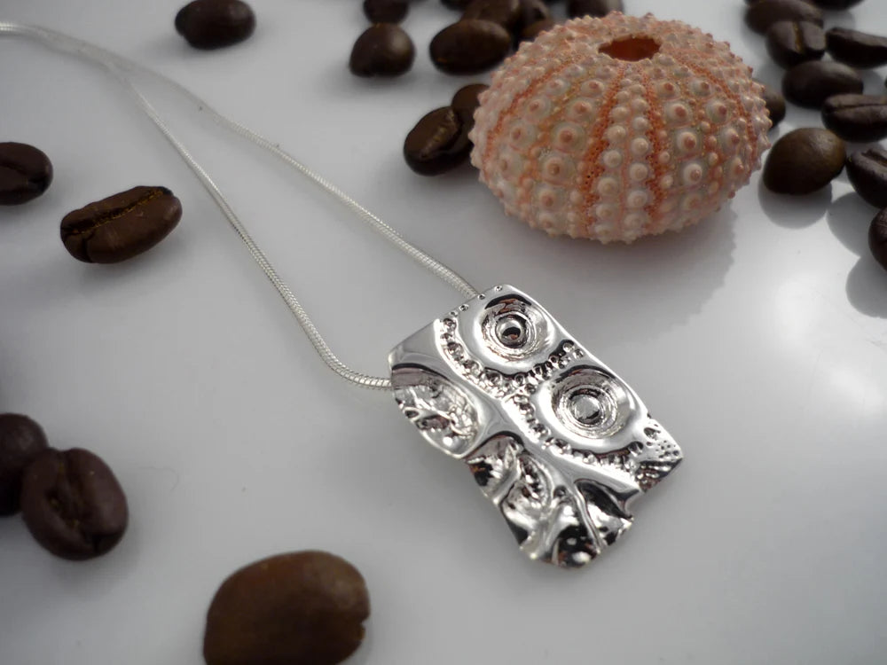 MEDIUM MOON HEART, pendant - Marie-Êve Bordeleau