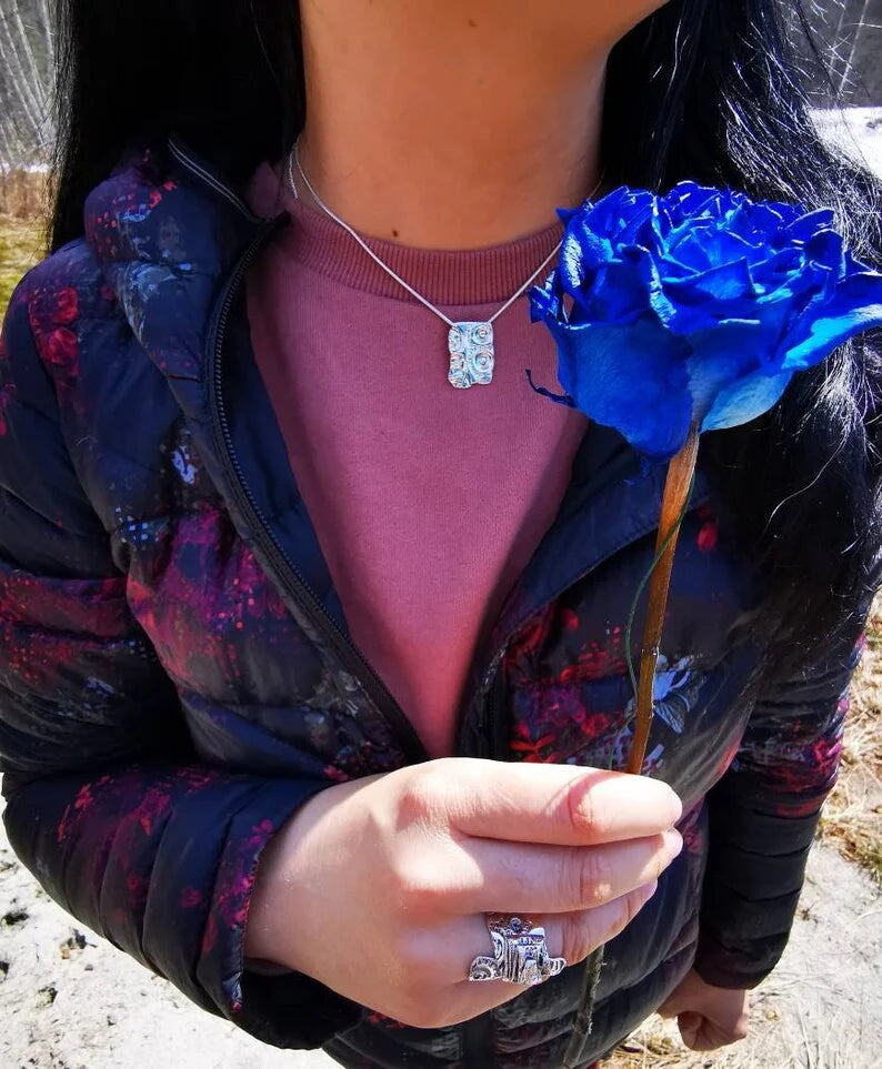 MEDIUM MOON HEART, pendant - Marie-Êve Bordeleau