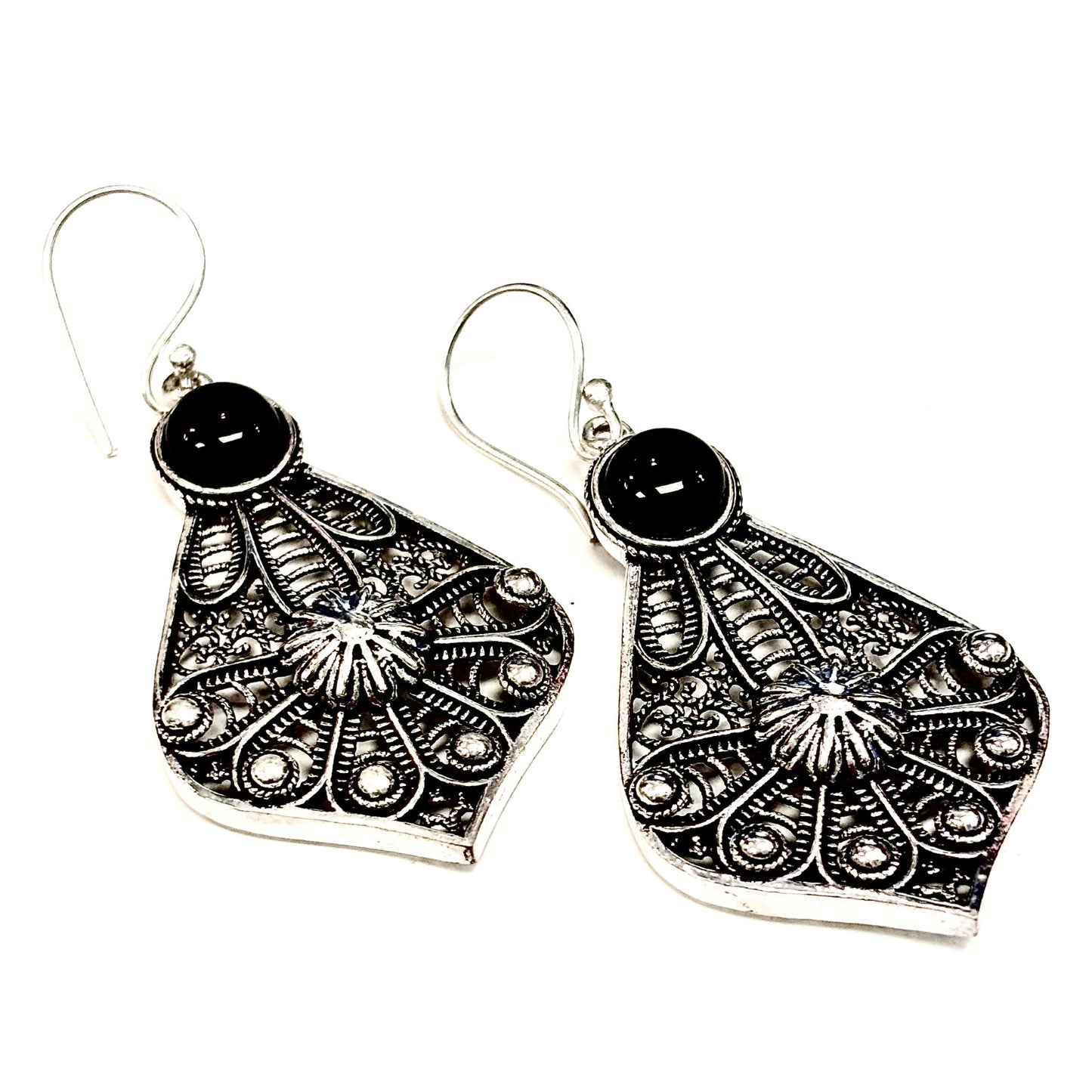 Boucles d'oreilles C8 - Noir & Argent