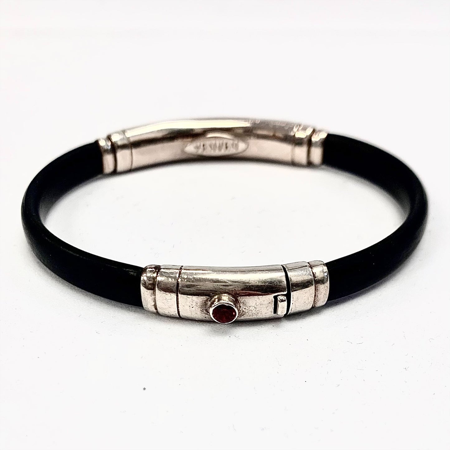 Bracelet - Silver and Black - Red Silver 9.25