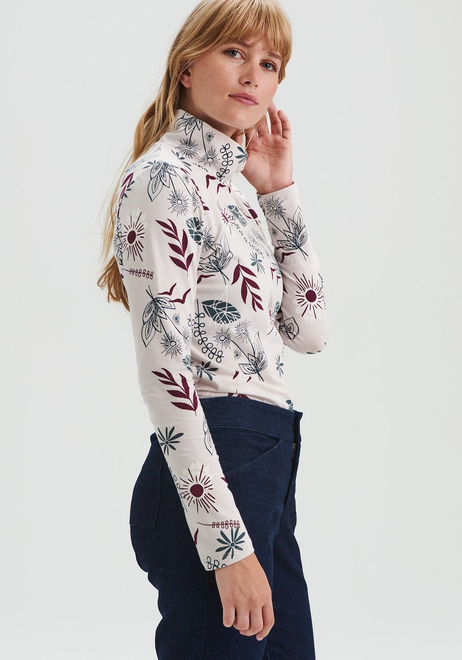 Chandail Nordik Bloom Ivoire - Message Factory