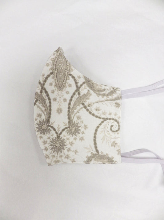 Blanc & fleurs beiges