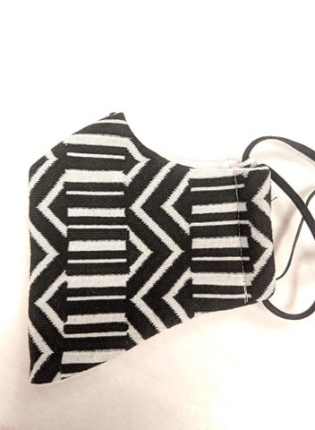 Masque importé - 4 couleurs