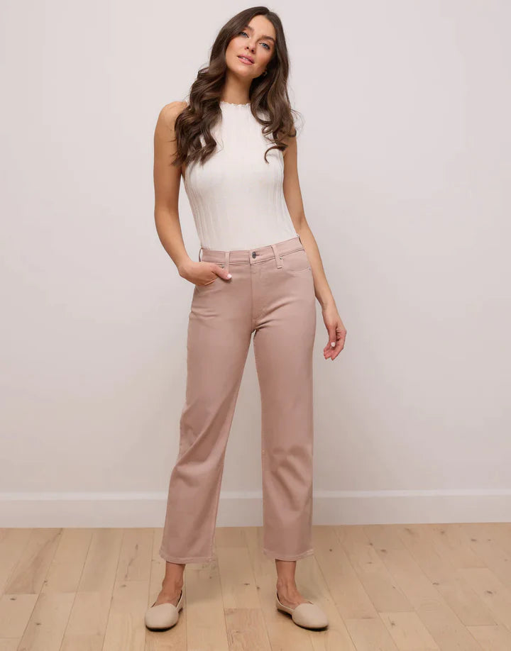 Chloé Jambe droite- Rose sable Entrejambe 27''- Yoga Jeans
