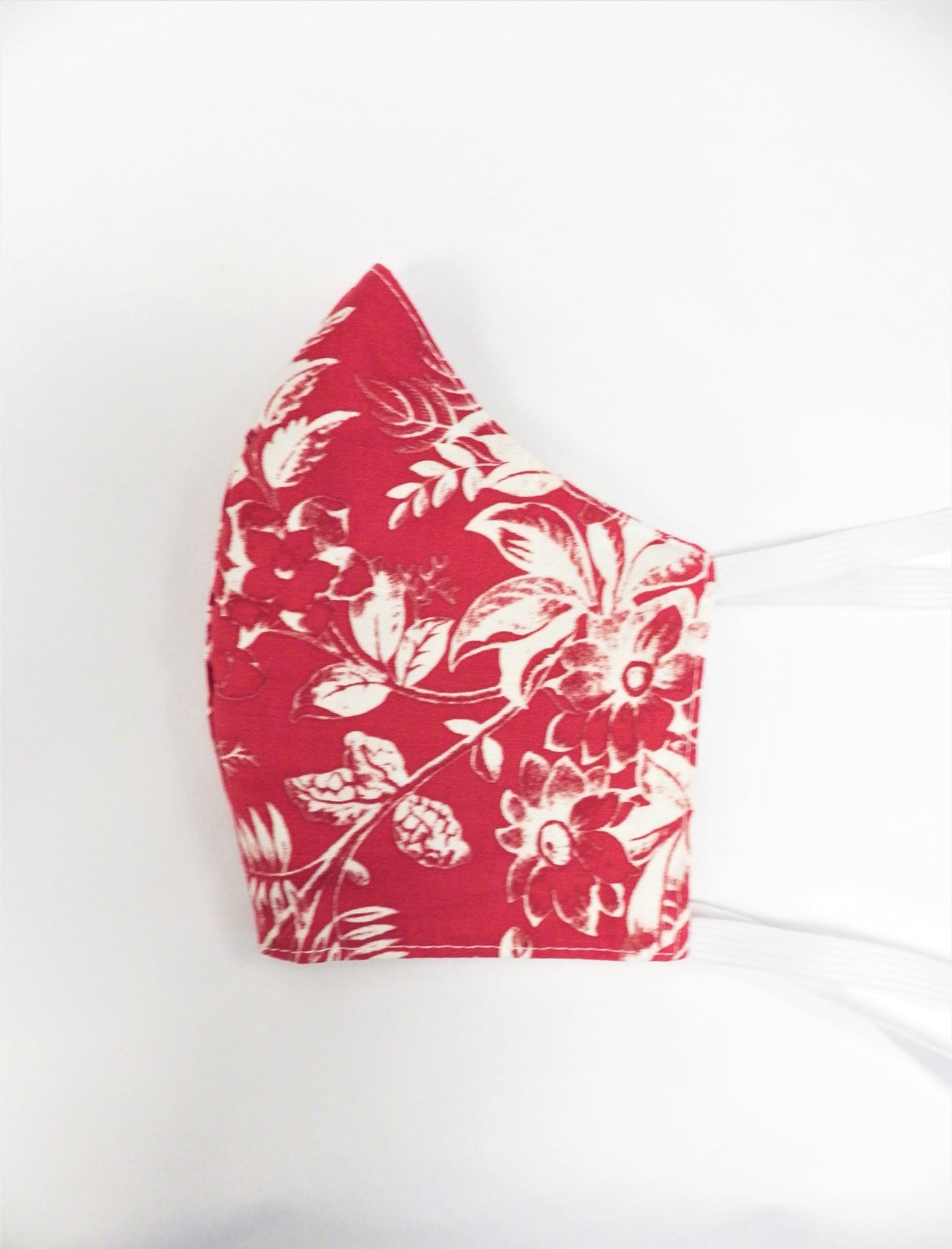 Rouge & fleurs blanches