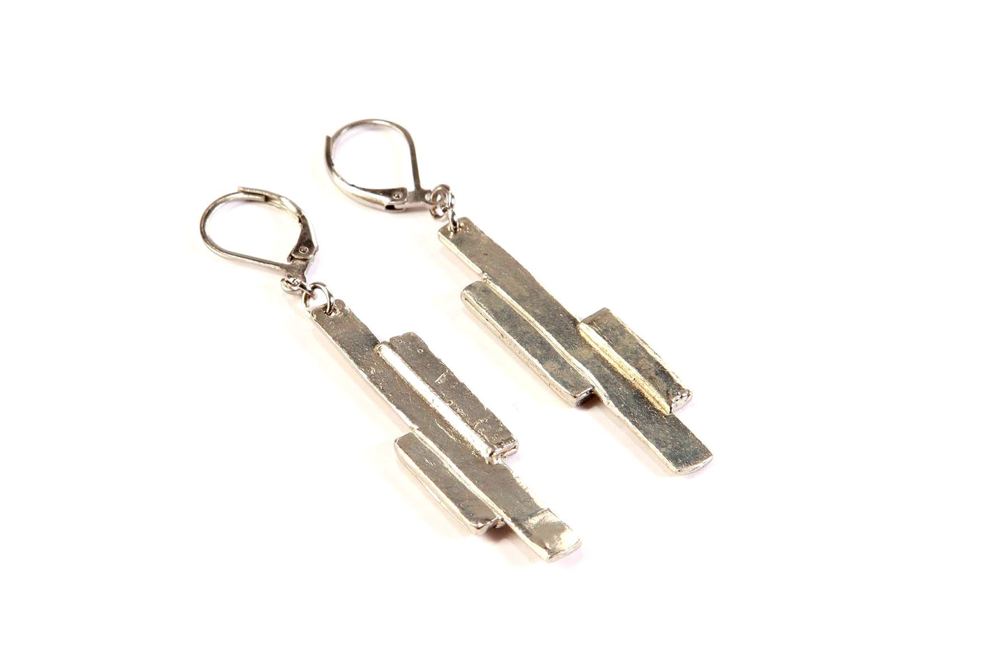 Hanging from the ear Trilogy - Red Jewelry