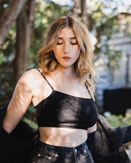 Top Pikabu Noir 5401 - Arianne