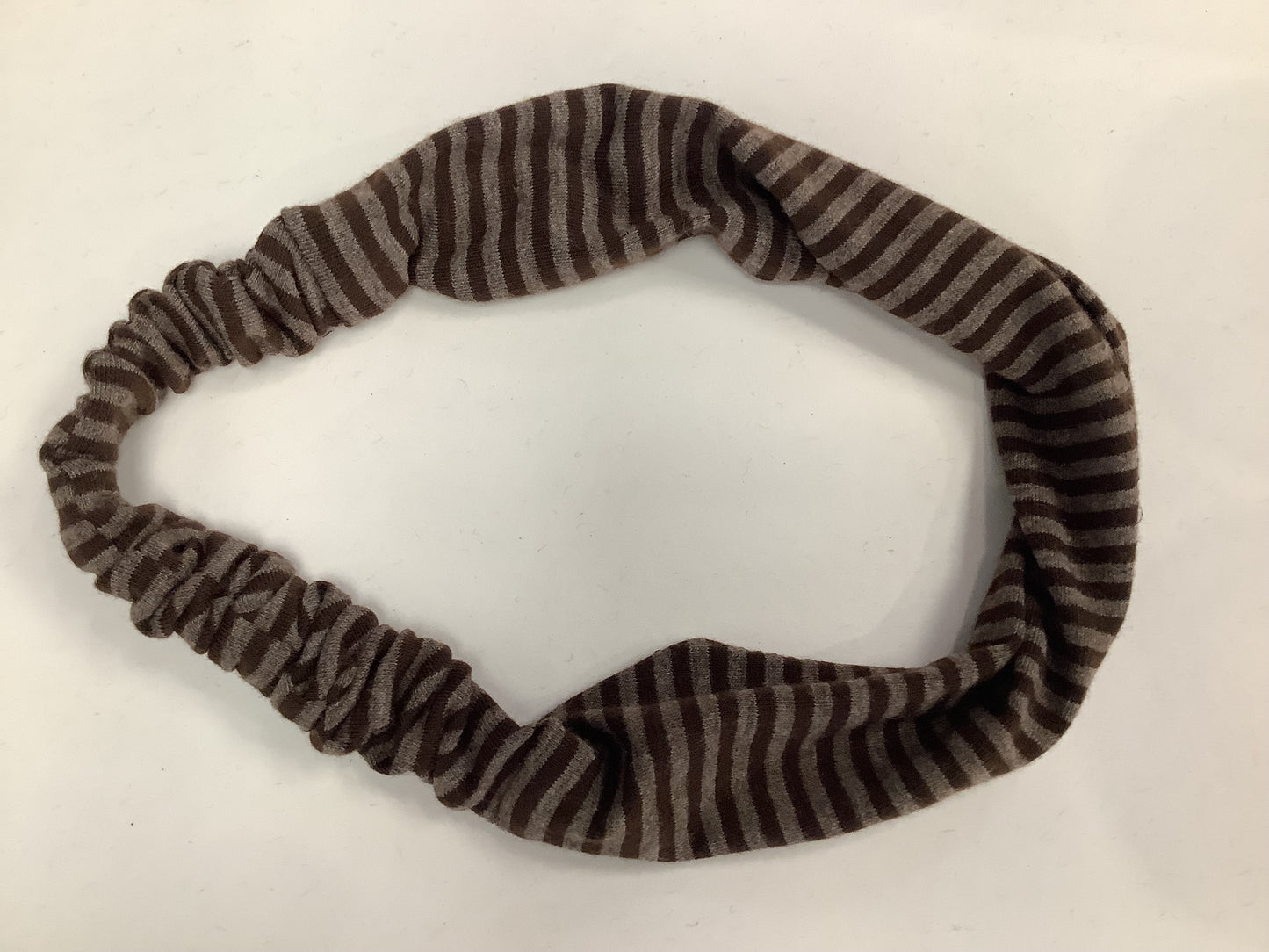 Bandeau ligné brun - Rouge Canapé