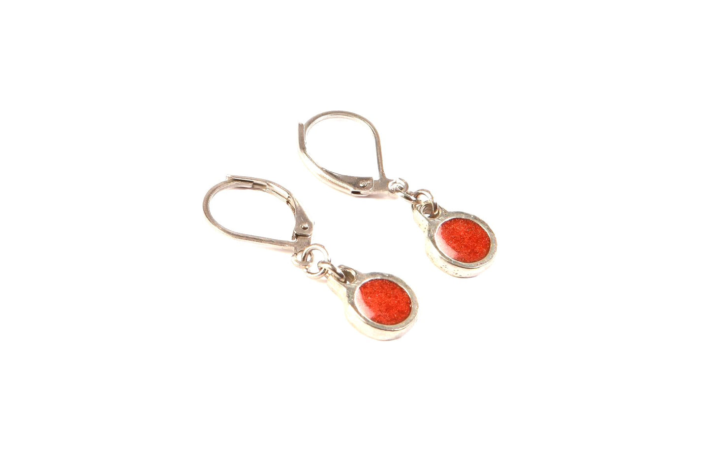 Suspendues à l'oreille Ronde 8mm Naturel - (Plusieur couleurs disponibles)