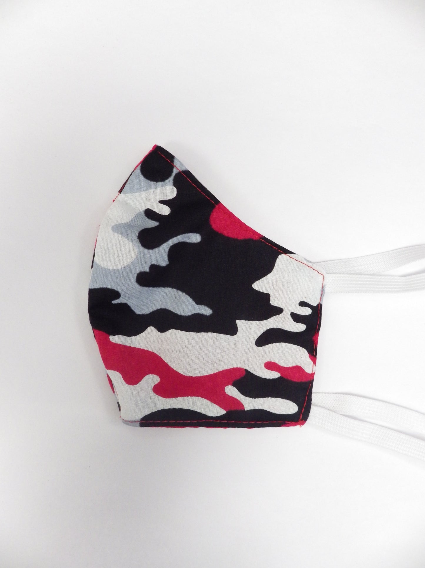 Camouflage blanc, noir et rouge