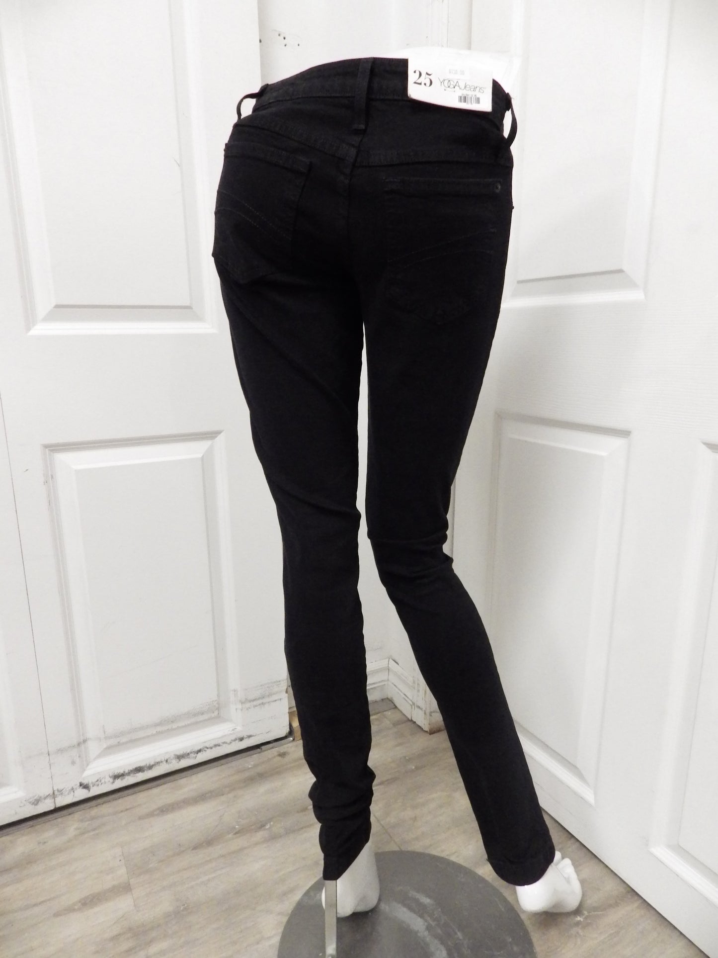 Rachel Black 1122 - Yoga Jeans