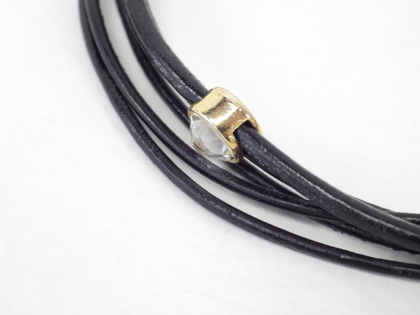 Collier/Bracelet noir avec attache pailleté or, tresse doré - MJ Bijoux