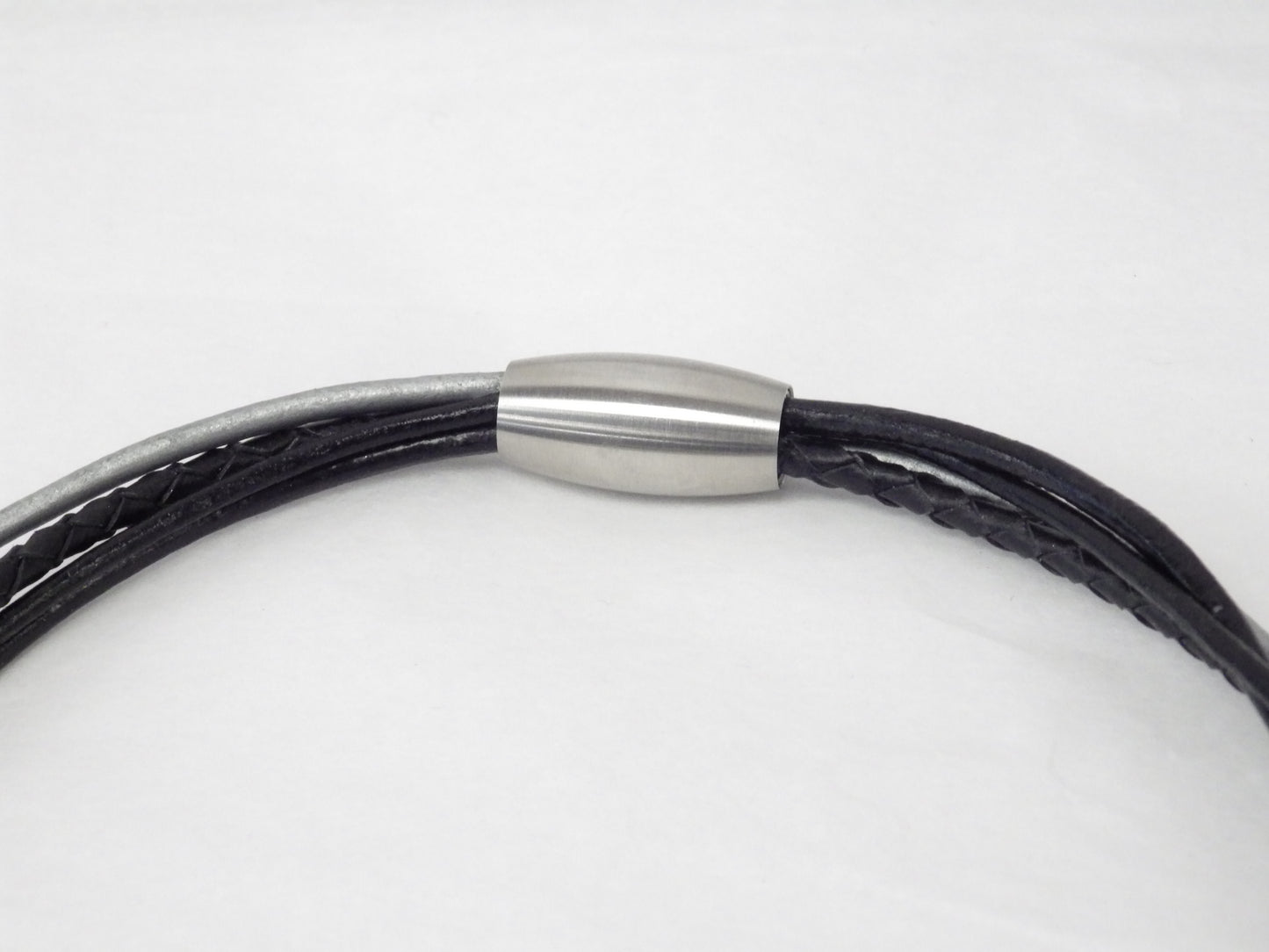 Collier/Bracelet avec file noir et argent et billes - MJ Bijoux