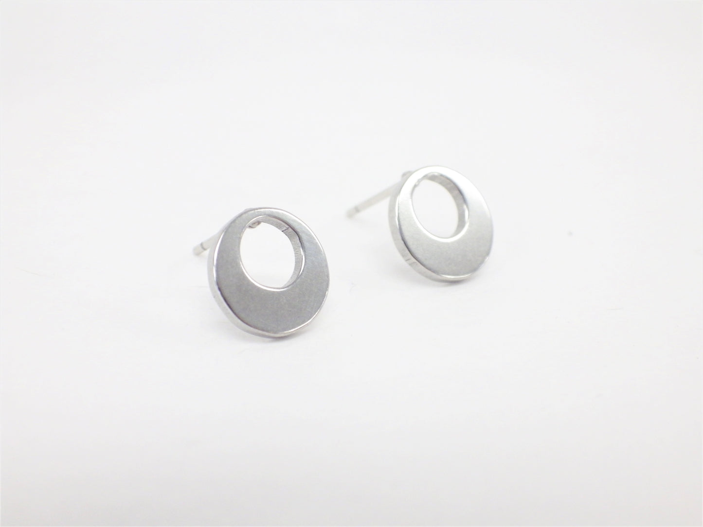 BO petites rondes asymétriques argent - Rouge Inox