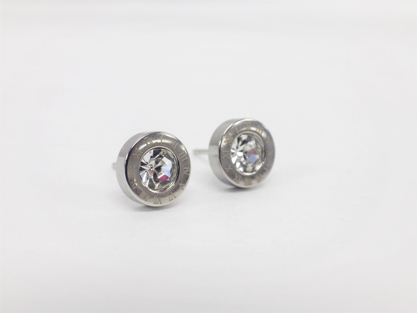 BO petites rondes argent cristal chiffres romains - Rouge Inox