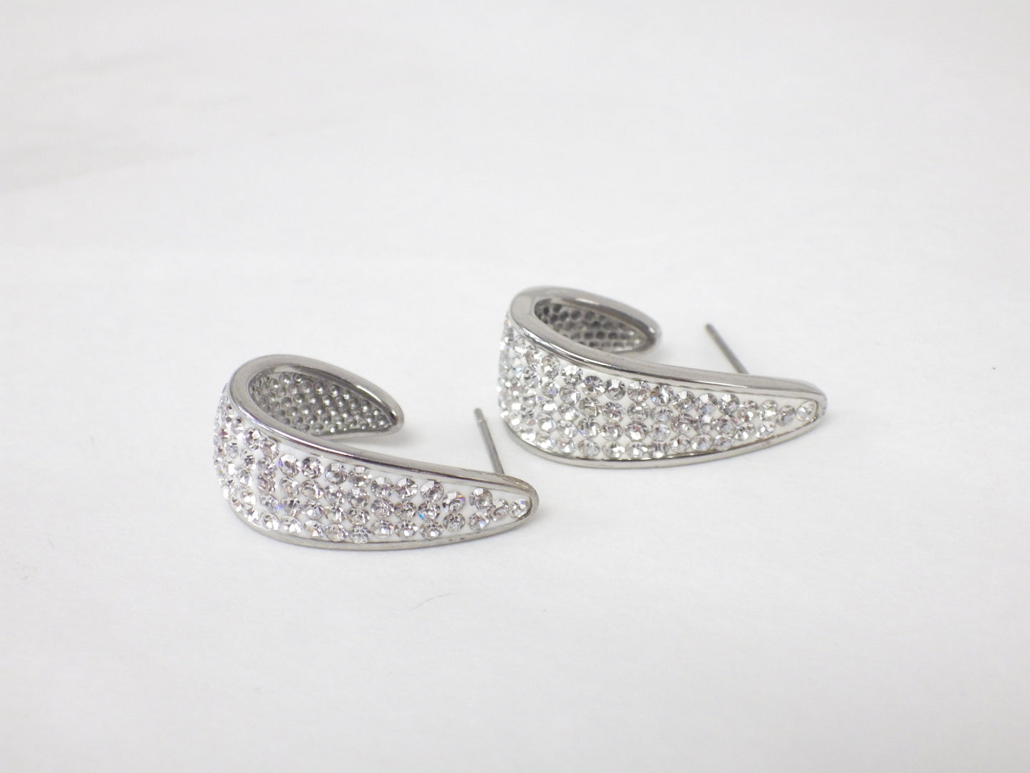 BO anneau courbé avec zircon argent - Rouge Inox