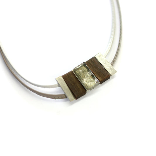 Scandinavian necklace wood on leather - Créart