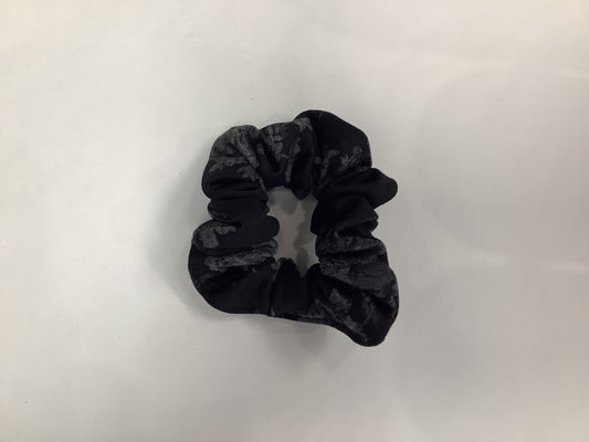 Chouchou noir fleurs grises- Rouge Canapé