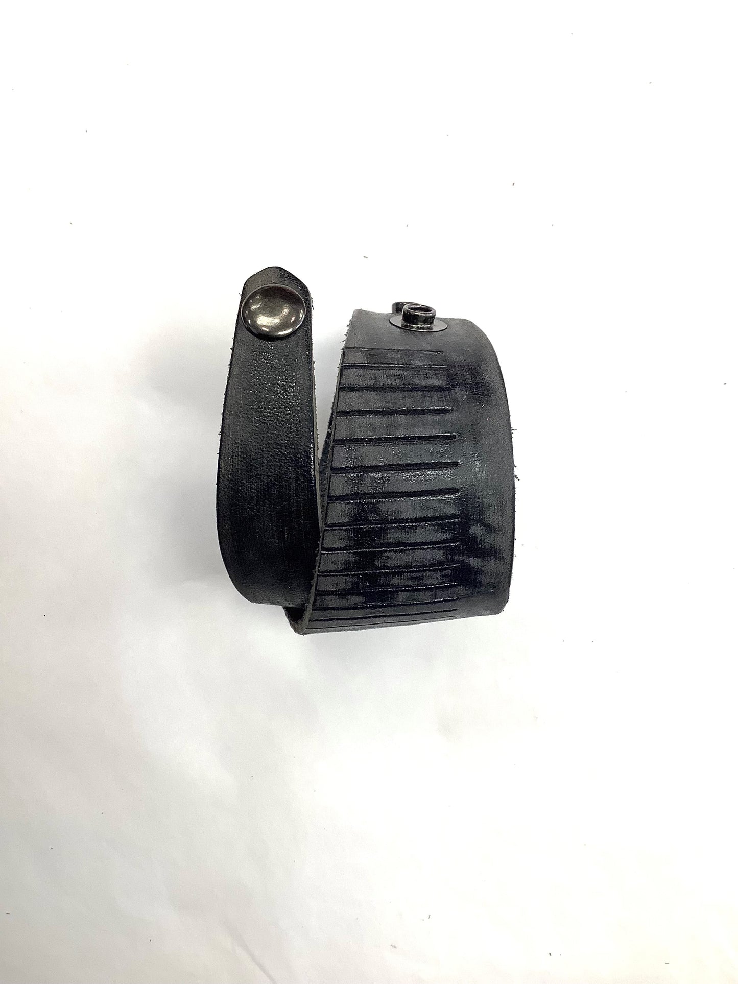 Bracelets cuir divers