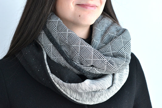 Foulard infini patchwork carreau noir et blanc - Baluchon