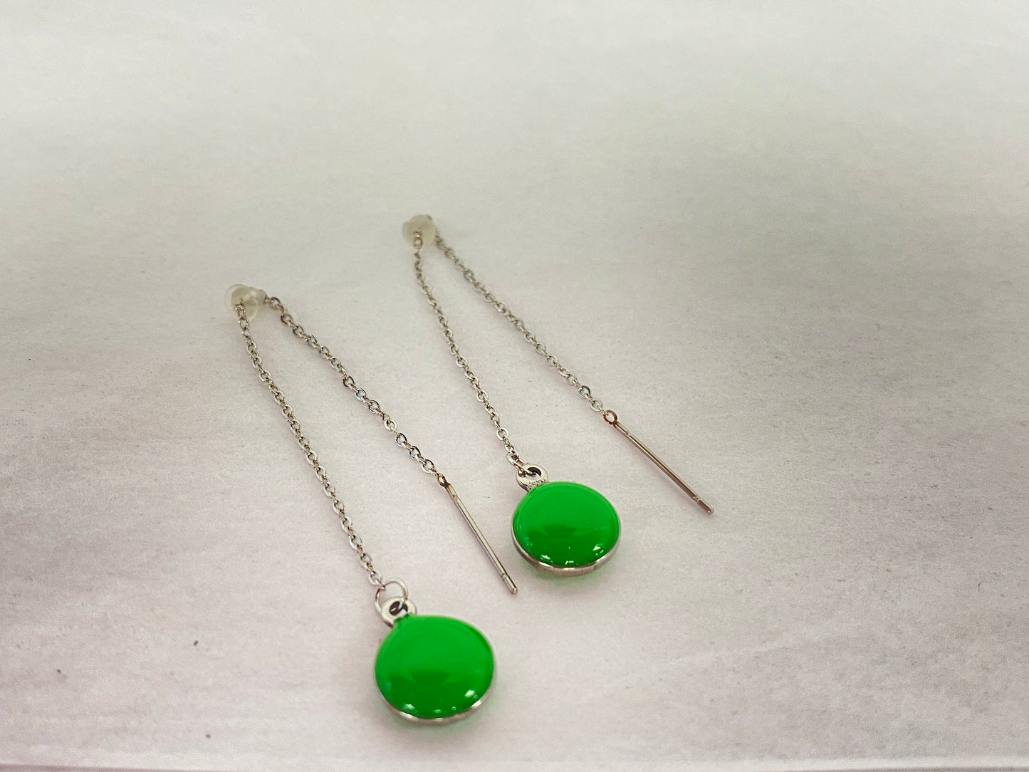 BO Chaine Pastille Suspendu Vert - Rouge Inox