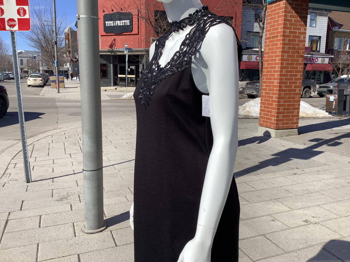 Stefi chocker appliqué dress - 8764 - Arianne