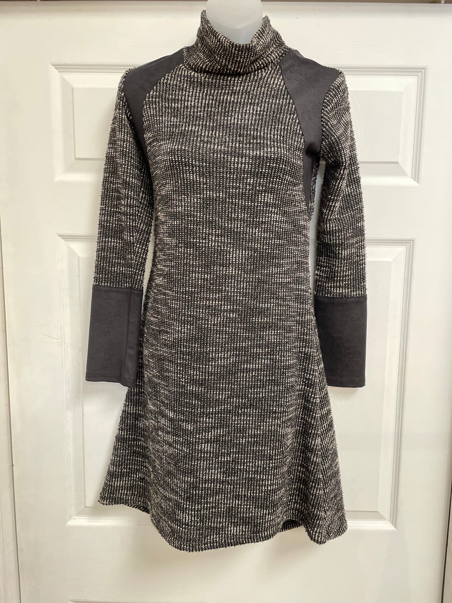 Robe Zatura - Dinh Bà