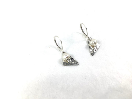 Boucles d'oreilles - Triangle perlé - Marie-Ève Bordeleau