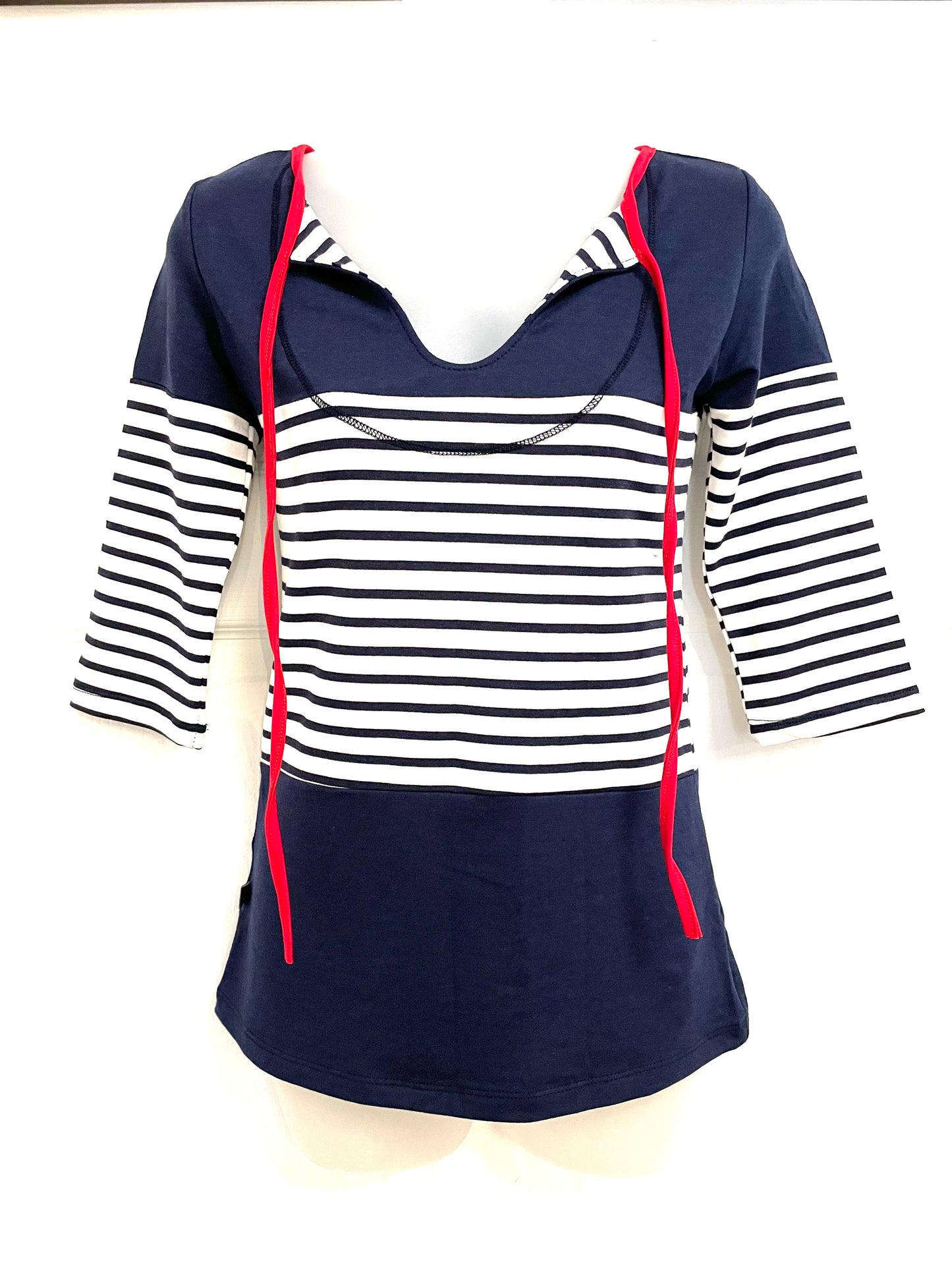 Chandail Eva Marine et Rouge - MarieC