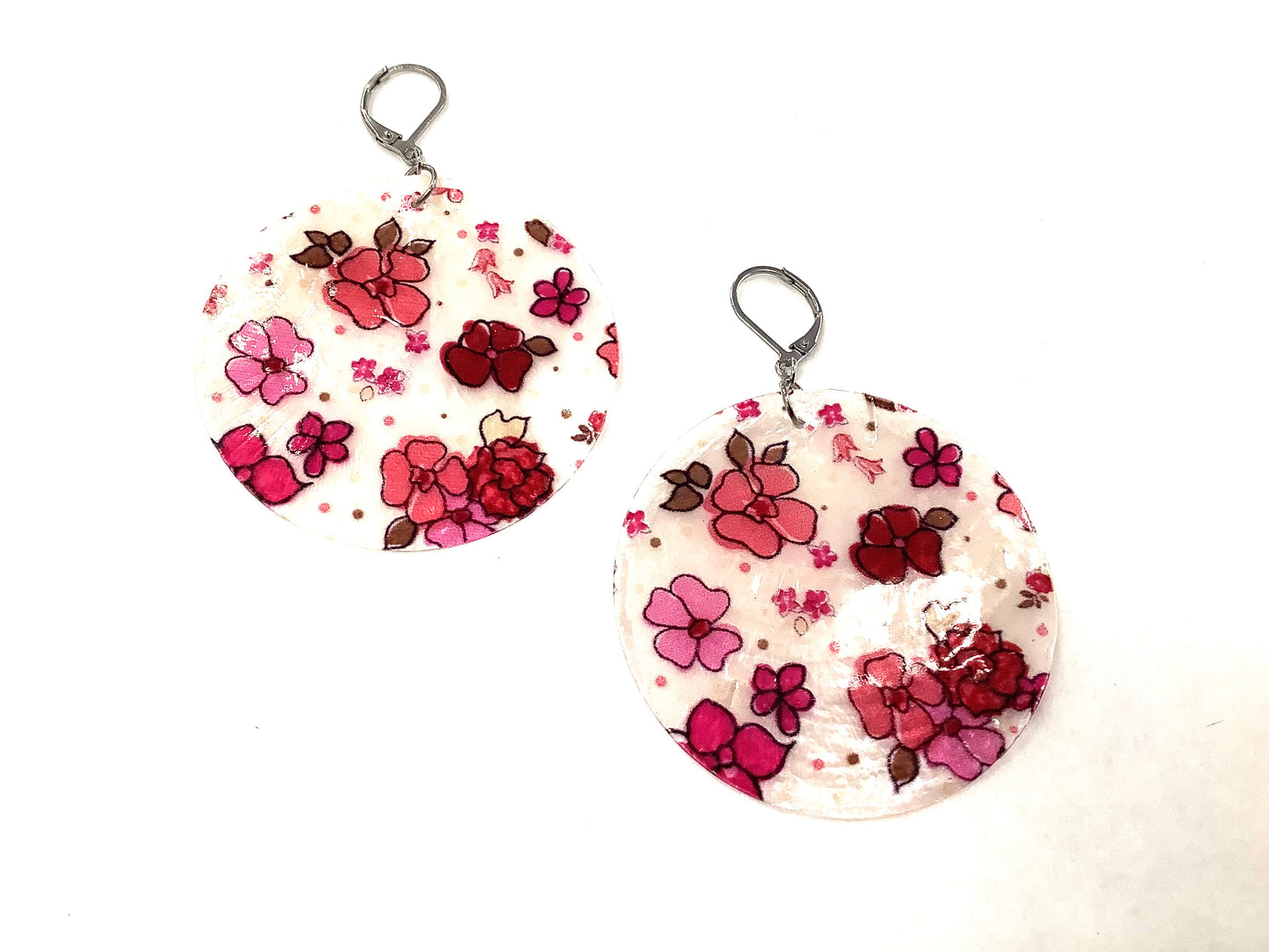 RA04 Shell Earrings - Vintage - Adventure Red