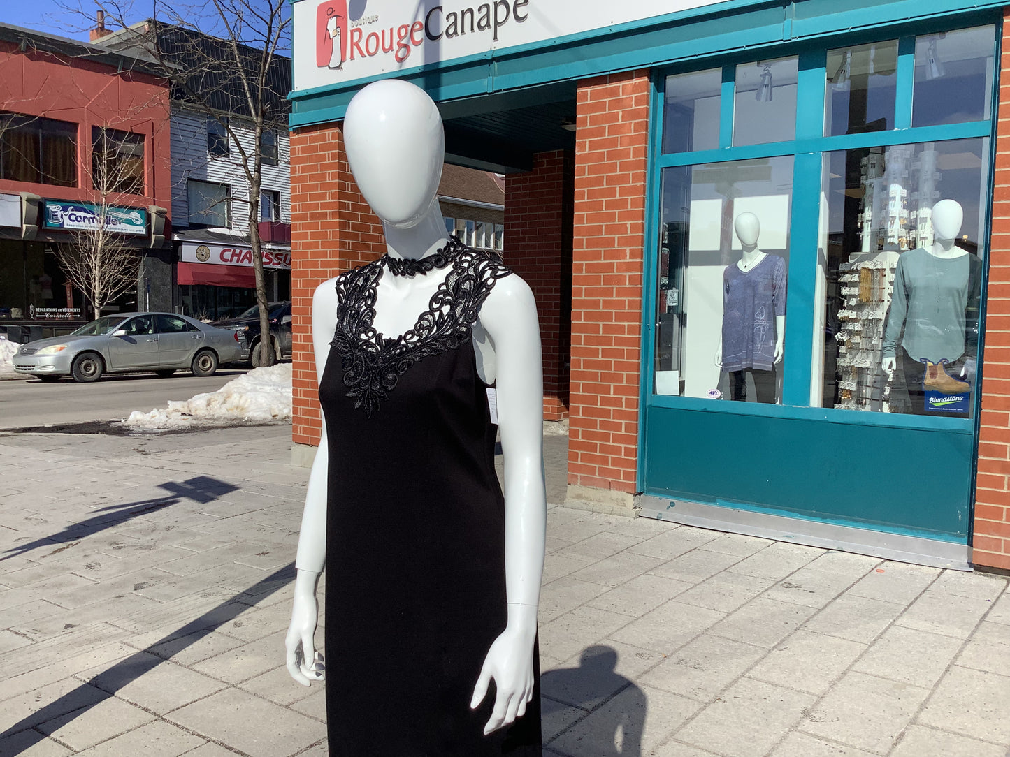 Stefi chocker appliqué dress - 8764 - Arianne